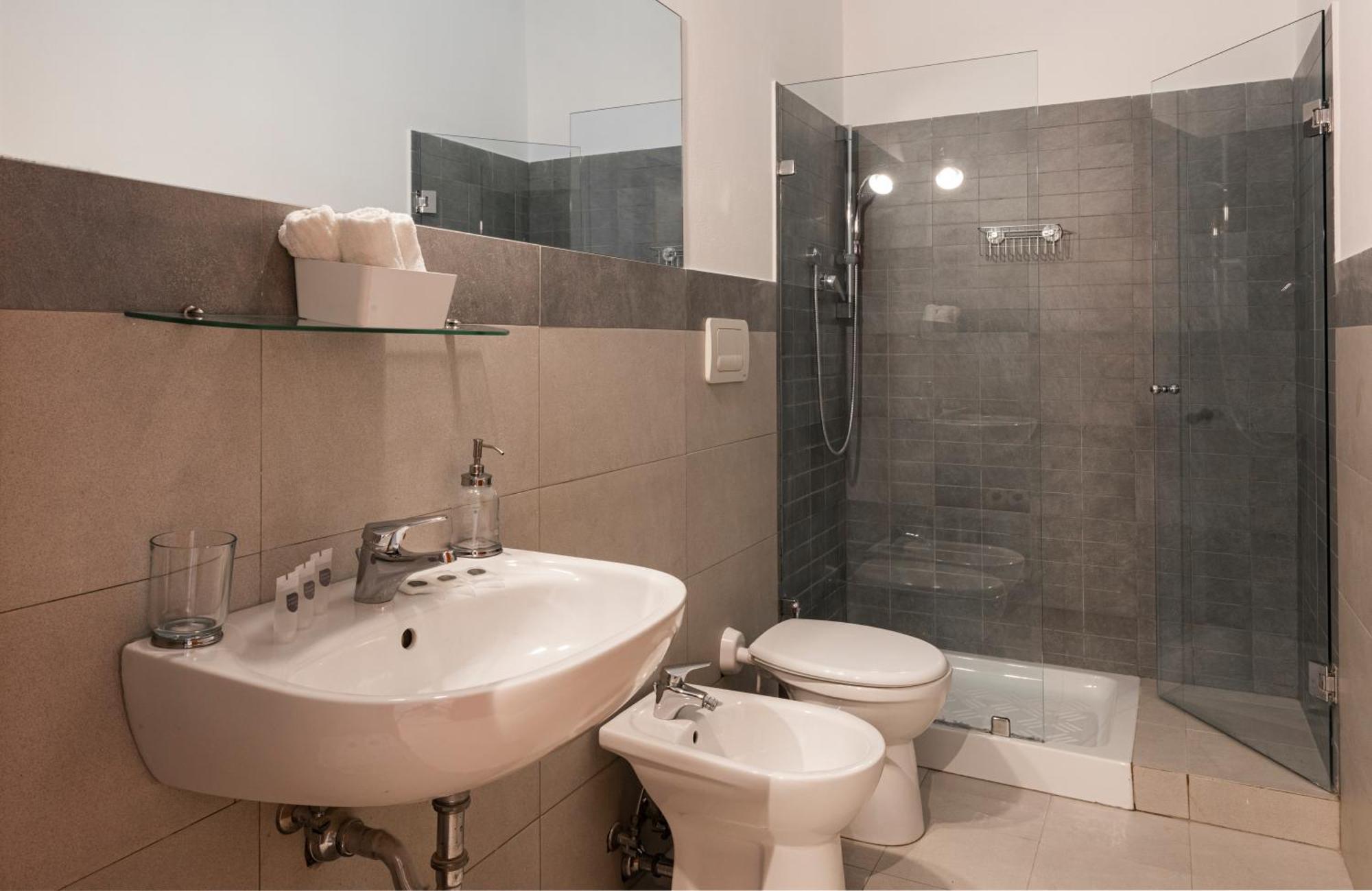 The Luxor Suites - Corsica ฟลอเรนซ์ ภายนอก รูปภาพ